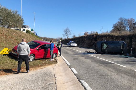 Ozlijeđena tri putnika iz Bosne, Porečan prošao bez ozljeda 