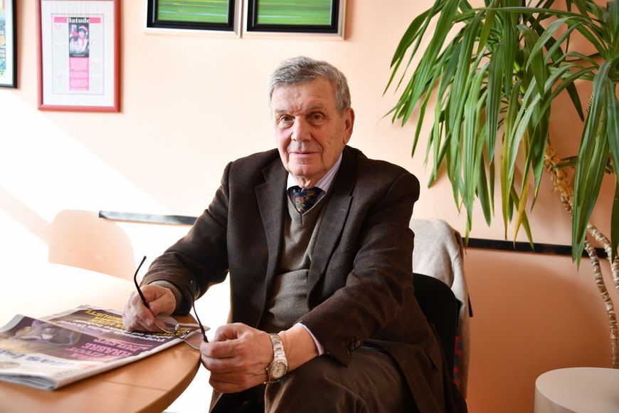 Na čelu Odjela za tehničke studije nalazi se predstojnik red. prof. dr. Bernard Franković, od 1972. do  2016. godine neprekidno zaposlen na Strojarsko-brodograđevnom, danas Tehničkom fakultetu Sveučilišta u Rijeci