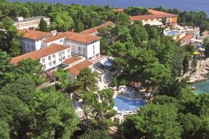Valamar prvi u Hrvatskoj radnicima osigurao smještaj u hotelu s bazenom
