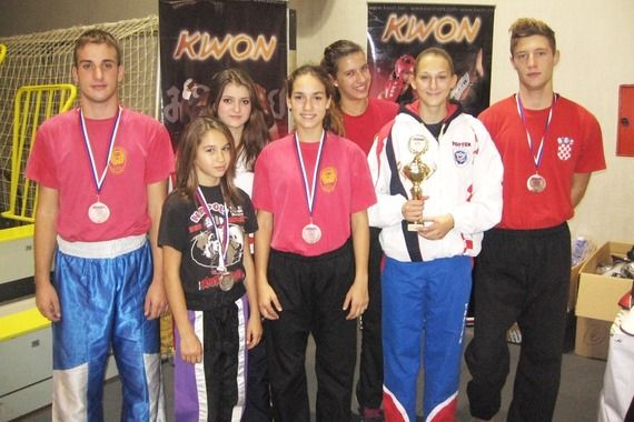 Lavovi izvrsni na Otvorenom kickboxing prvenstvu Slovenije 