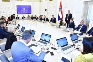 Plenković: 'Za razliku od Uljanika, 3. Maj nije prezadužena kompanija'