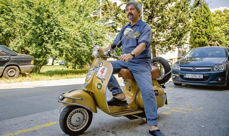 Boris Jurevini s vespom (foto: Novac.hr)