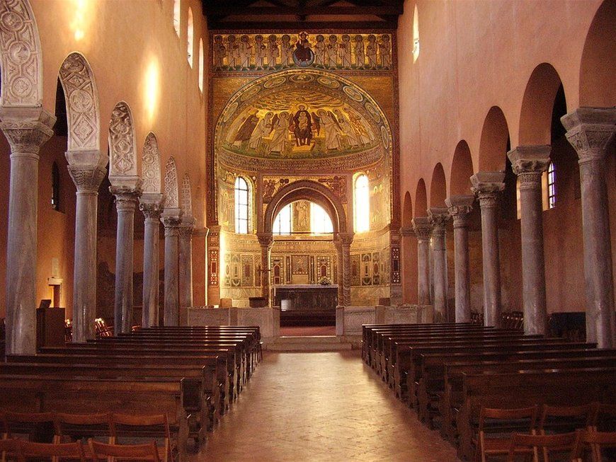 Unutrašnjost Eufrazijeve bazilike u Poreču