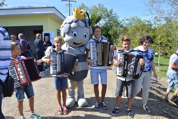 U Labinu otvoren prvi edukativni gradski pčelinjak u Istri (foto)