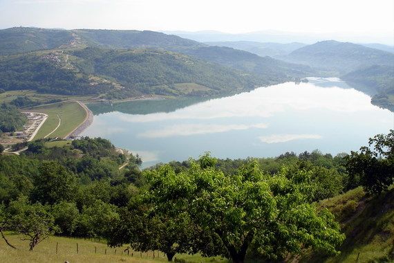 U jezeru Butoniga se utopio 74-godišnji Buzećan