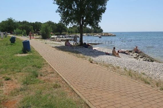 Poreču 400.000 kuna za sadržaje za plažu