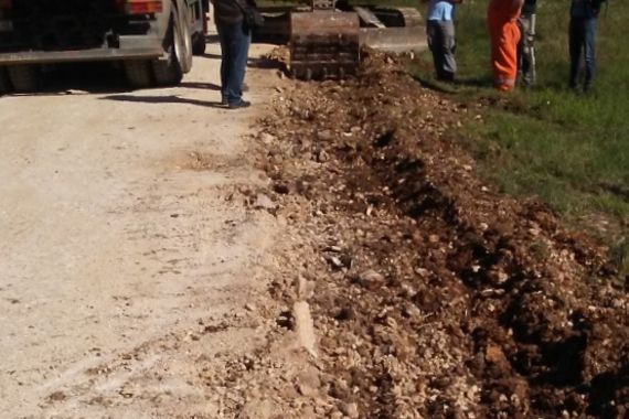 Gradi se cesta Radoši-Buići, asfaltiranje u Mihatovićima