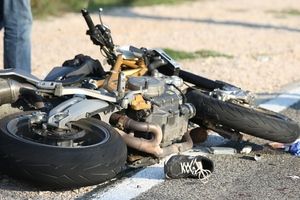 Nesreća kod Umaga: Maloljetni par motorom sletio u provaliju