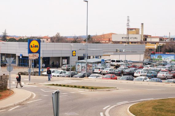 Agencija za zaštitu tržišnog natjecanja kaznila trgovački lanac Lidl