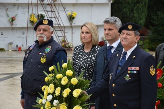 Pula: Položeni vijenci povodom blagdana Svih Svetih