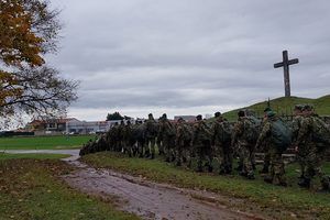 Vojnici krenuli na dvodnevno pješačenje prema vojarni u Puli