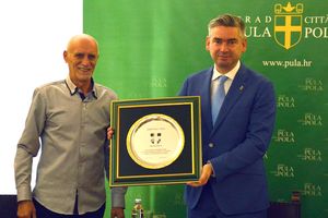 Gradonačelnik Miletić čestitao klubu Park Avenija