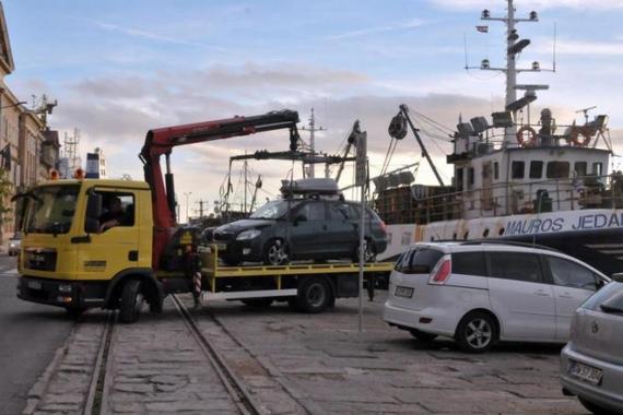 Radnik kazneno prijavljen: potukao se s vozačem kojem je pauk odvezao auto