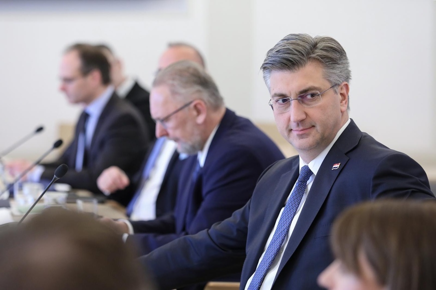 U Banski dvorima održan je sastanak premijera Andreja Plenkovića i ministara oko koronavirusa (foto: Tomislav Miletić/PIXSELL)