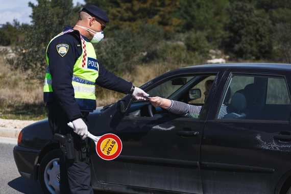 Neki bez propusnice ne mogu kupovati ni u svojoj općini