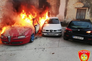 U Vodnjanu izgorjela dva auta: Alfa Romeo bio je zapaljen (foto)