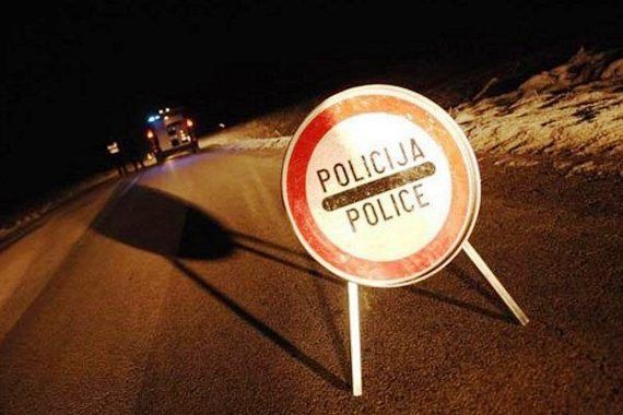 Poreč: 19-godišnjak pijan i bez dozvole pao s mopeda