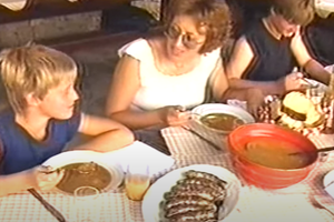 Ovako se jelo u Humu prije trideset i tri godine (video)