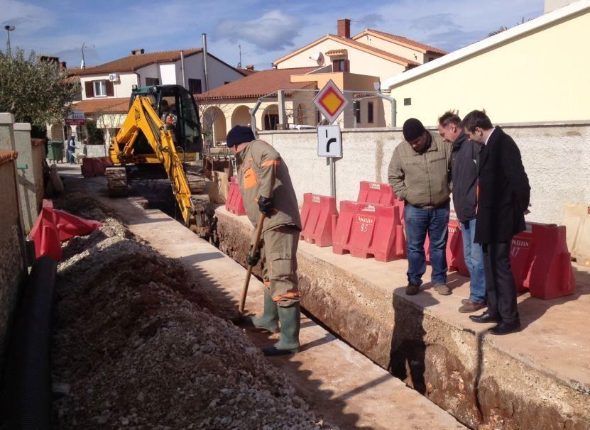 Nadziranje radova u ulici Biškupija