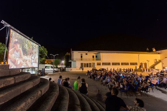 Zbog lošeg vremena odgođena večerašnja kino predstava