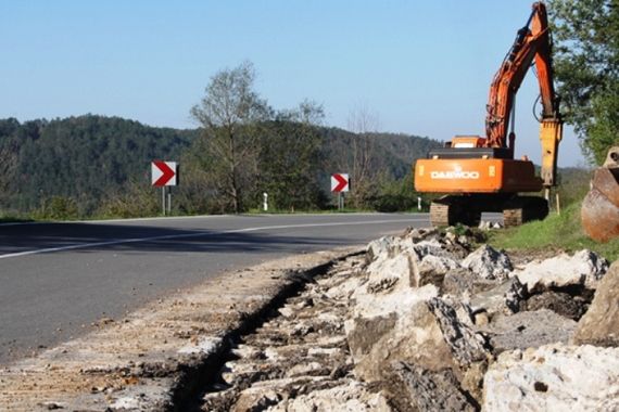 Od četvrtka zatvaranje ceste od Buzeta do Roča