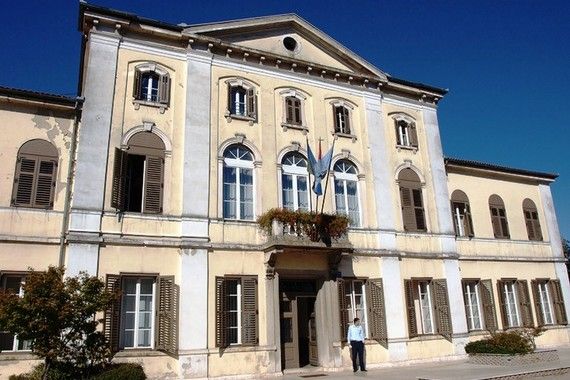 Pazin: U tijeku podjela poklon paketa za socijalno ugrožene osobe i obitelji