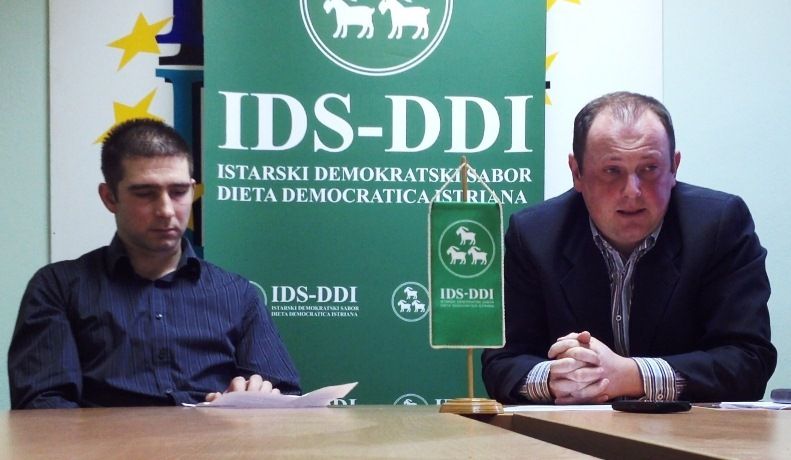 Potpredsjednik općinske podružnice IDS-a Sv. Lovreč Denis Dodić i kandidat za načelnika Marko Ljubešić (Foto: Arhiva)