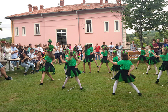 Održan tradicionalni humanitarni koncert 'Srce na dlanu u Barbanu'