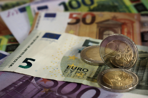 Štednjom u eurima gube i do 10% godišnje. Kako sačuvati svoj novac? 