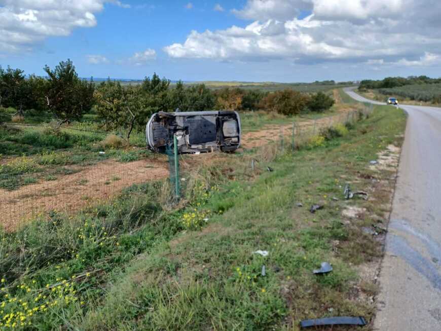 Prometna nesreća na cesti Bale - Rovinj (foto: Facebook DVD Bale)