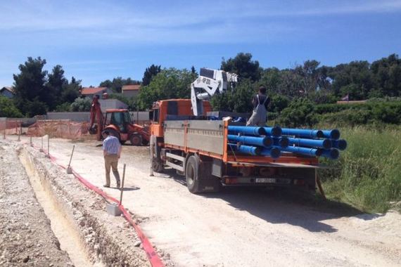 Započela izgradnja vodovodne mreže u Premanturi, Pomeru i Banjolama