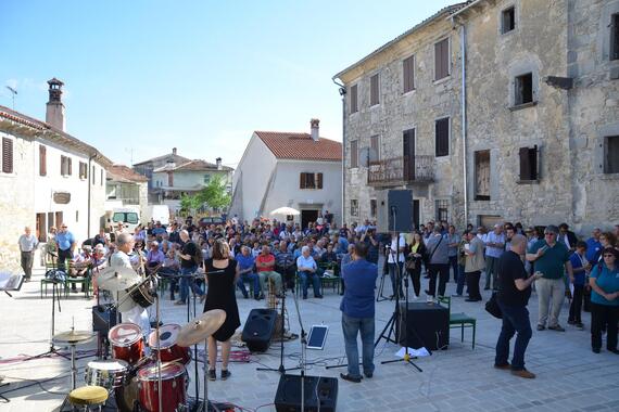 U nedjelju u Gračišću jubilarni susret svirača ‘Zasopimo na organić’