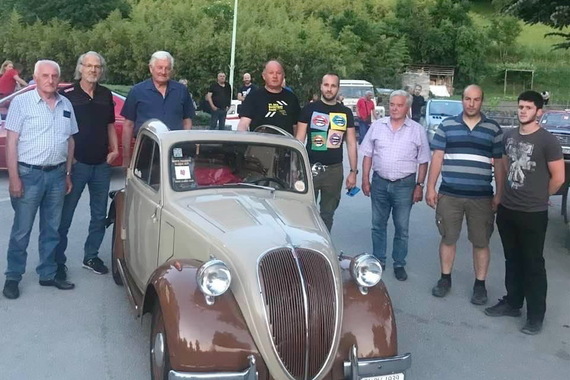 Oldtimeri na tisuću kilometara dugom rallyju po Istri