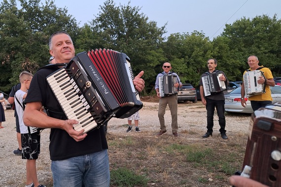 Održan susret Zasvirimo i zakantajmo u Glavani