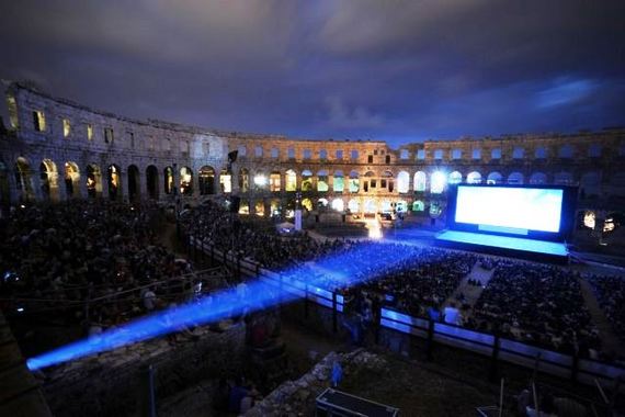 Pula: Za vrijeme filmskog festivala kafićima produženo radno vrijeme