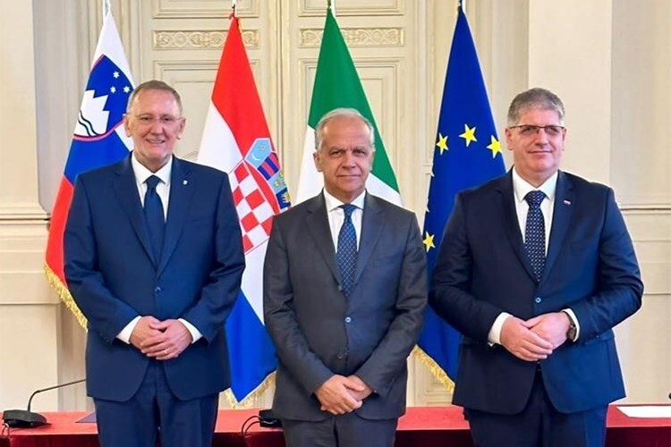 Davor Božinović, Matteo Piantedosi i Boštjan Poklukar (foto: MUP)