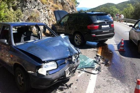 Dvoje ozlijeđenih u prometnoj nesreći na cesti Labin-Rabac