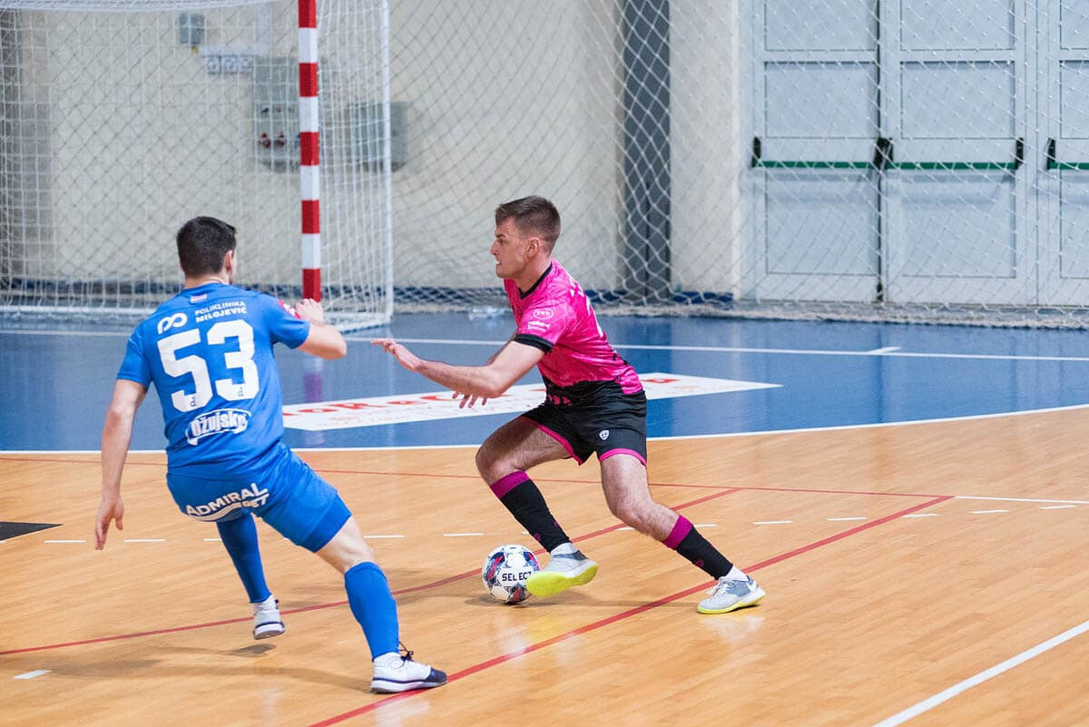 Niko Vukmir protiv Dinama (FOTO: MNK Stanoinvest Futsal Pula)