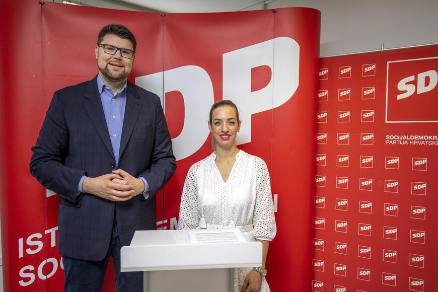 Peđa Grbin i Sanja Radolović (foto: Srećko Niketić/PIXSELL)