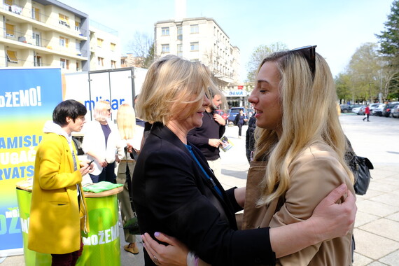 SDP i Možemo se družili s građanima u Pazinu (galerija)