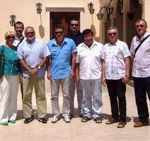 Marušić sa svim direktorima istarske radio mreže u Livadama 2007. godine
