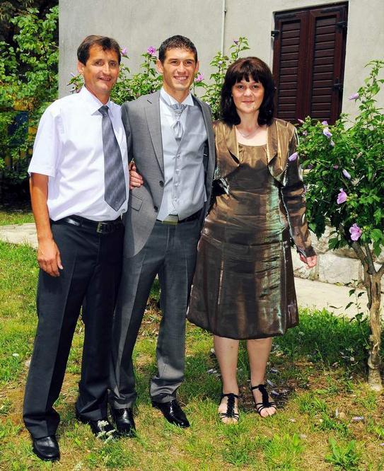 Goran Barišić s roditeljima.