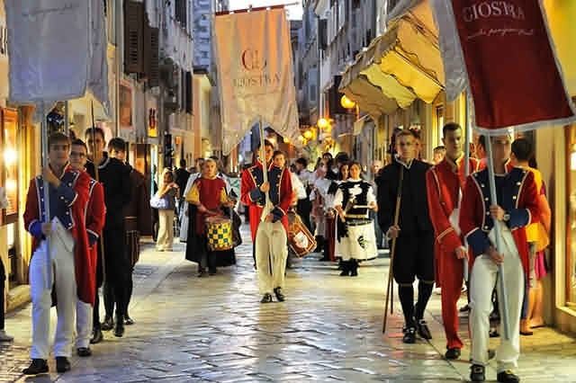 Mladi kreatori svoje će modne kreacije imati prilike odjenuti na 6. Porečkom povijesnom festivalu – Giostra