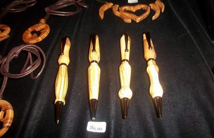 Kemijske olovke od maslinova drva