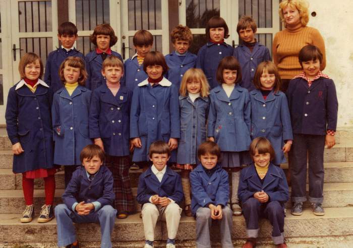 Svi isto obučeni - slikano krajem 70-ih 